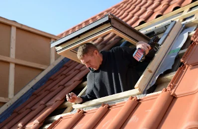 Pose de fenêtres de toit Velux à Coubisou